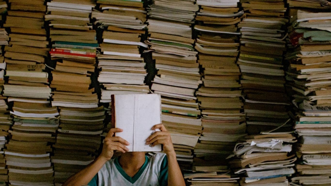 论文压垮我？热线救了我！